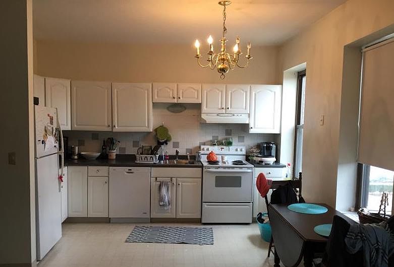 2nd image of 15 Royce Rd #23