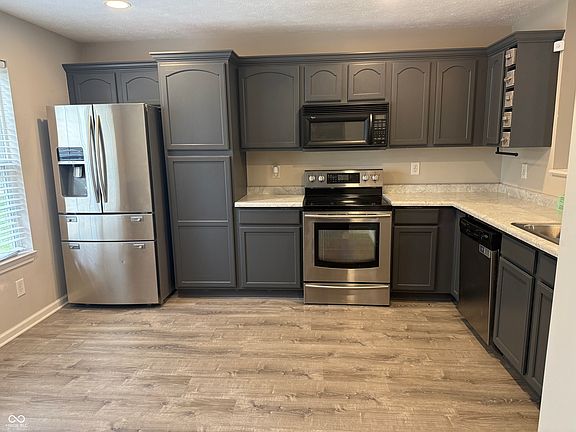 3rd image of 1394 Valley Forge Dr