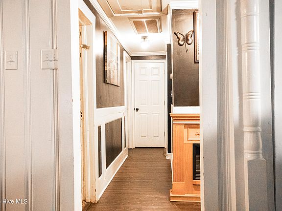 3rd image of 1715 Harrell Street