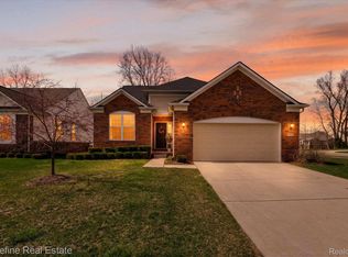 4554 Cranston Rd, Canton, MI 48188