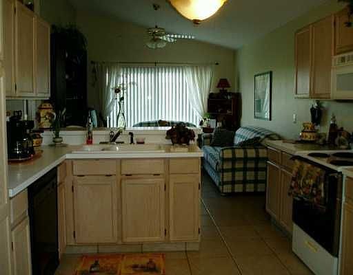 3rd image of 473 Brightview Dr