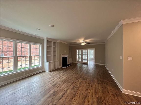 3rd image of 7103 Montage Row