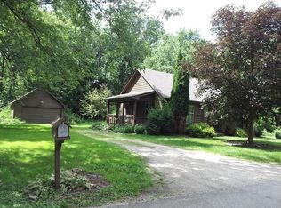 102 N Greenfield Ave, Crystal Lake, IL 60014