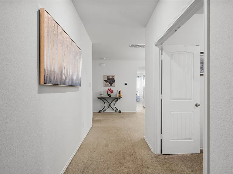 1208 Ravenside Cv — Photo 5