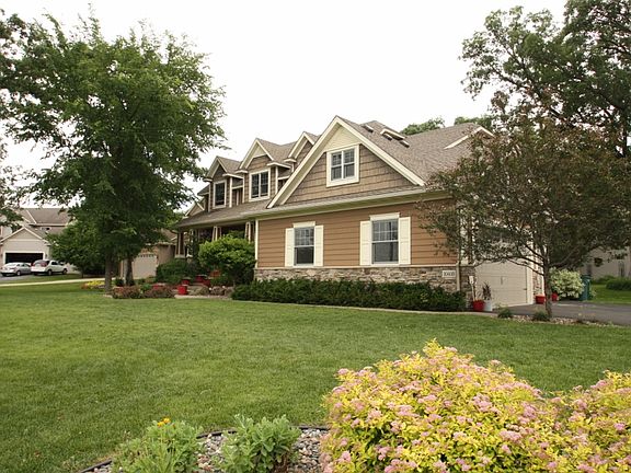 4th image of 10418 Abbott Ct N