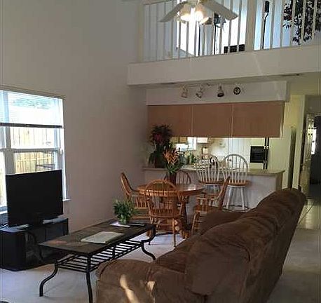 2nd image of 219 Whispering Pines Cir