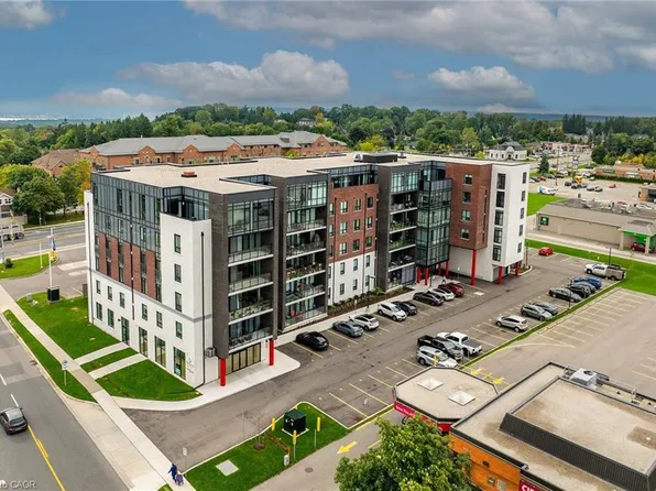 5 Hamilton St N #503, Hamilton, ON L8B 2A4