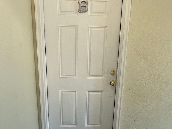 2nd image of 614 Vivian St #B