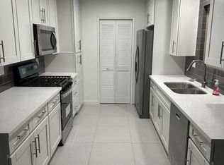 740 Chuckwalla Rd, Palm Springs, CA 92262