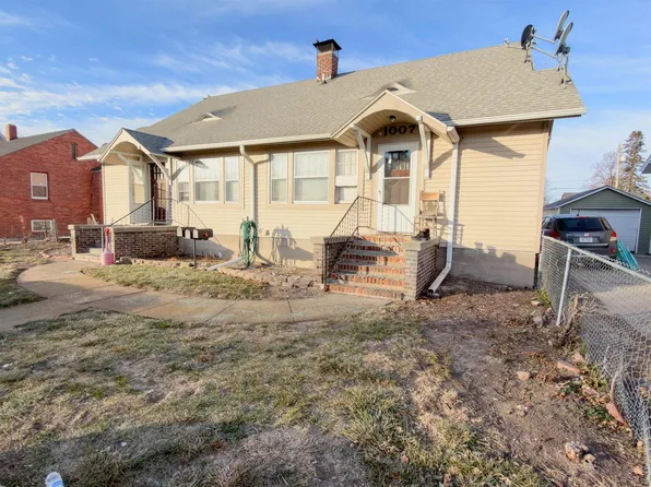 1005-1007 N Jackson St, Lexington, NE 68850