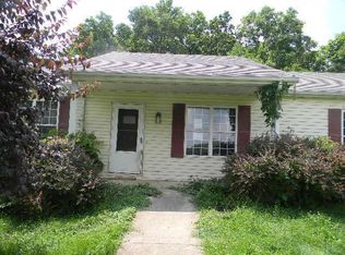 814 S Beechgrove Rd, Wilmington, OH 45177