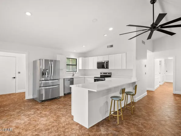 2110 Pebble Beach Pl, Panama City, FL 32408