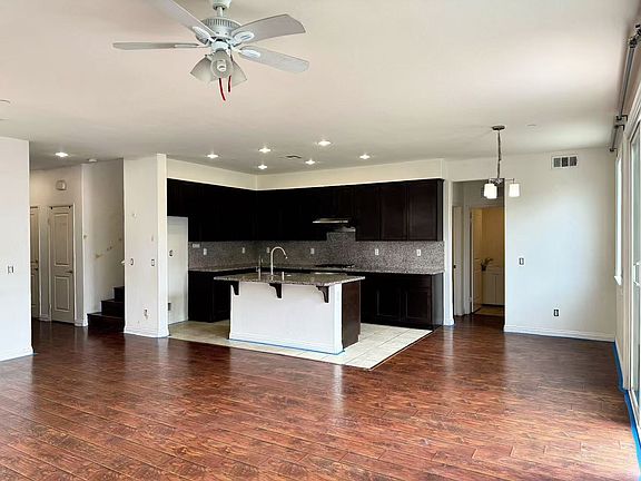 4th image of 5539 Buckthorn Ct