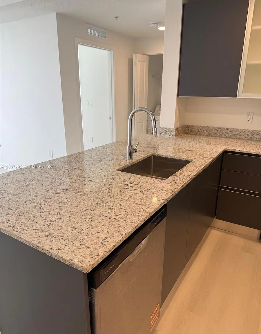 5563 Milenia Park Blvd — Photo 4