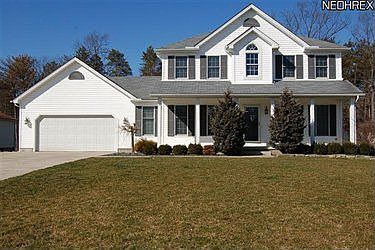 1st image of 180 Edgewater Dr