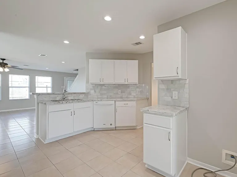 5011 Redwing Brook Trl — Photo 16