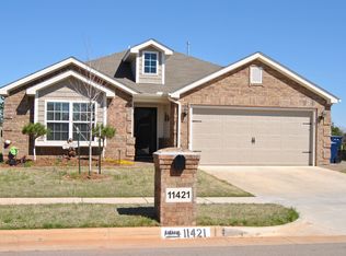 11421 SW 24th St, Yukon, OK 73099