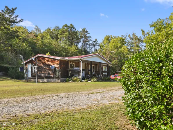 291 Howard Rd, La Follette, TN 37766