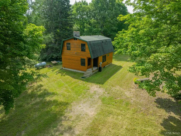 E12329 H58 Hwy, Shingleton, MI 49884