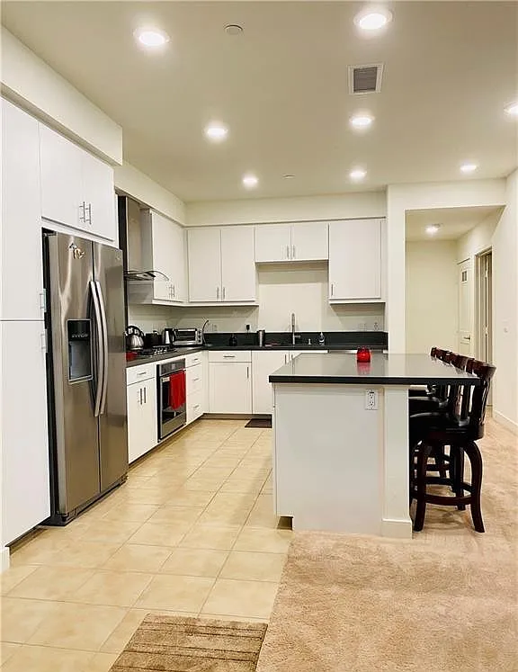 2 bed, 1157 sqft, $3,500 — Photo 2