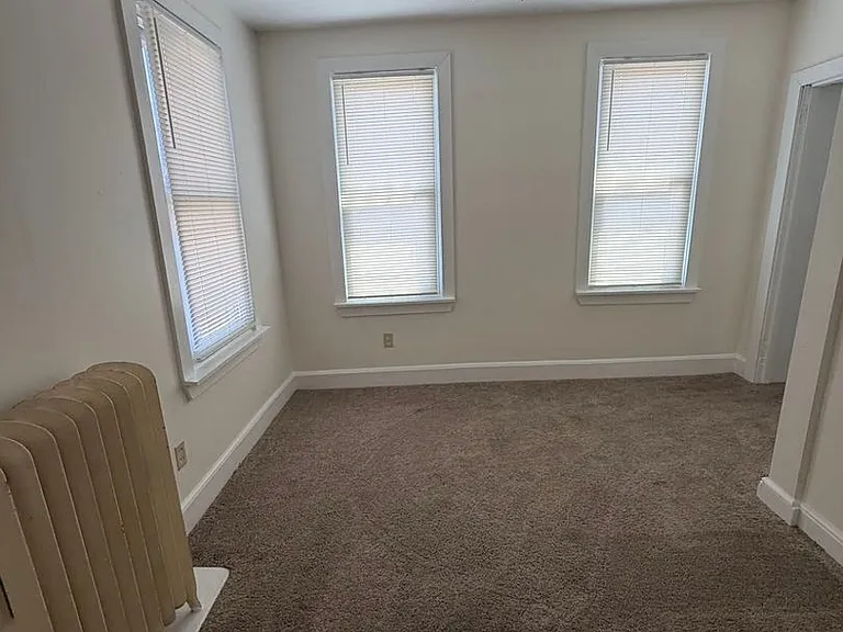 450 S 18th St — Photo 17