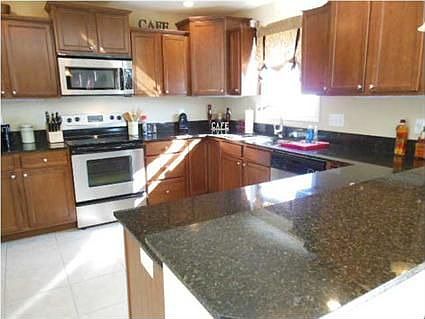 5th image of 10671 Fall Creek Dr