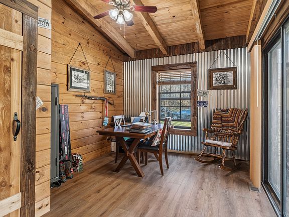 14th image of 3331 Adamson Branch Rd