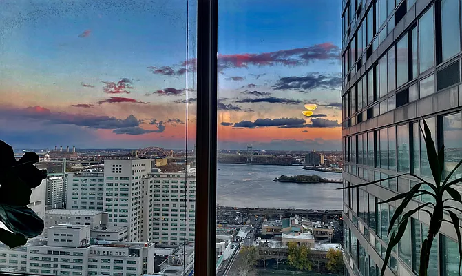 Rented by Level Group | media 3