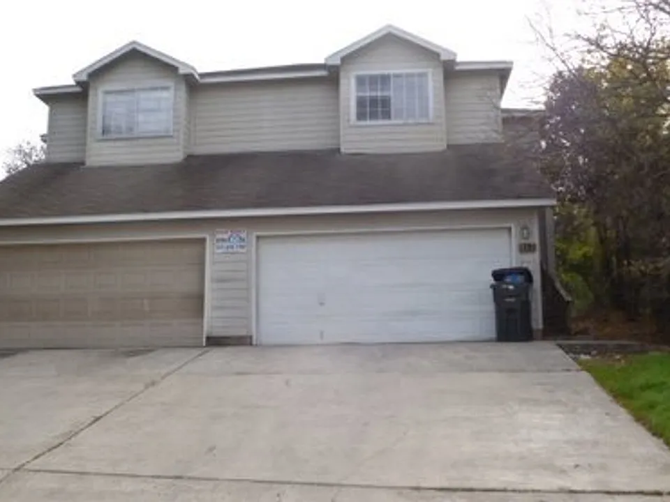 915 Sagewood Trl