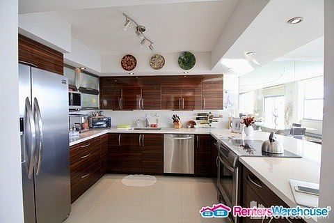 4th image of 11930 N Bayshore Dr APT 1207