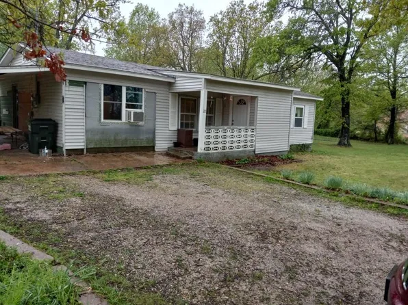 22 Thomasville Road, Buffalo, MO 65622