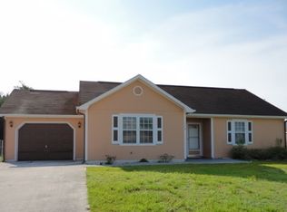 113 Foxden Dr, Hubert, NC 28539
