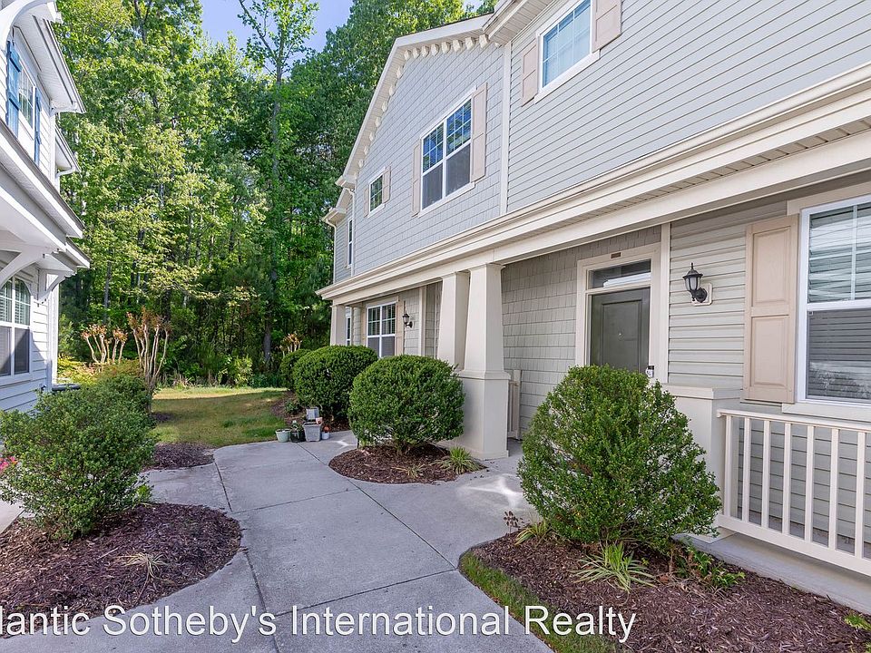 1st image of 2404 Leytonstone Dr