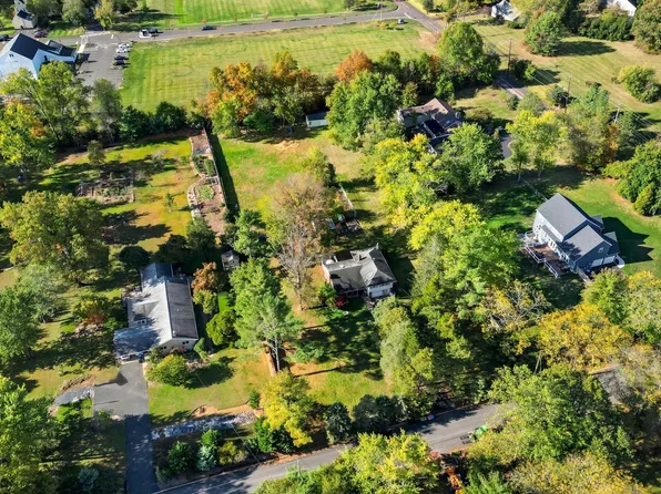 1344 E Meetinghouse Rd, Ambler, PA 19002