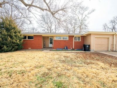 714/716 Greenbriar Cir, Salina, KS, 67401