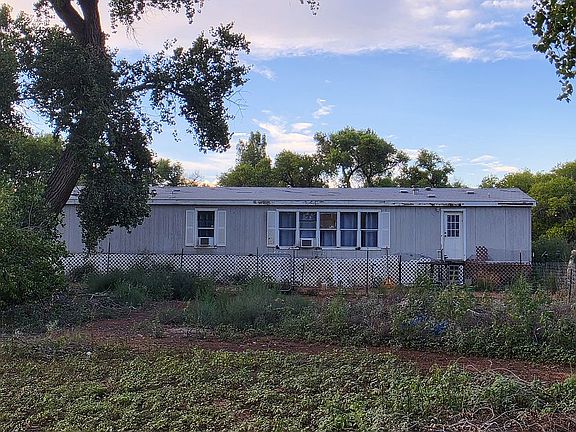 3rd image of 1295 N Chuck Devine Rd