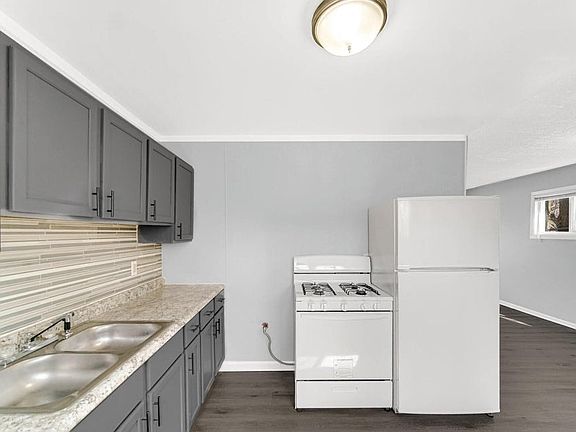 5th image of 5035 W 9th Ave