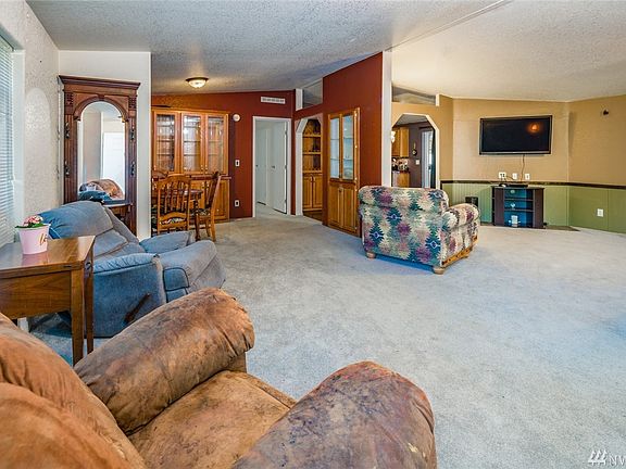 3rd image of 28000 NE 142nd Pl Space 44