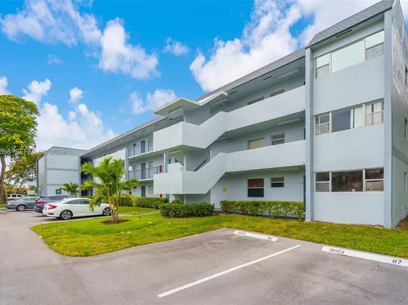 8411 Lagos De Campo Blvd APT 110U, Tamarac, FL 33321