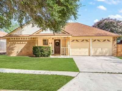7810 Forest Briar, Live Oak, TX, 78233