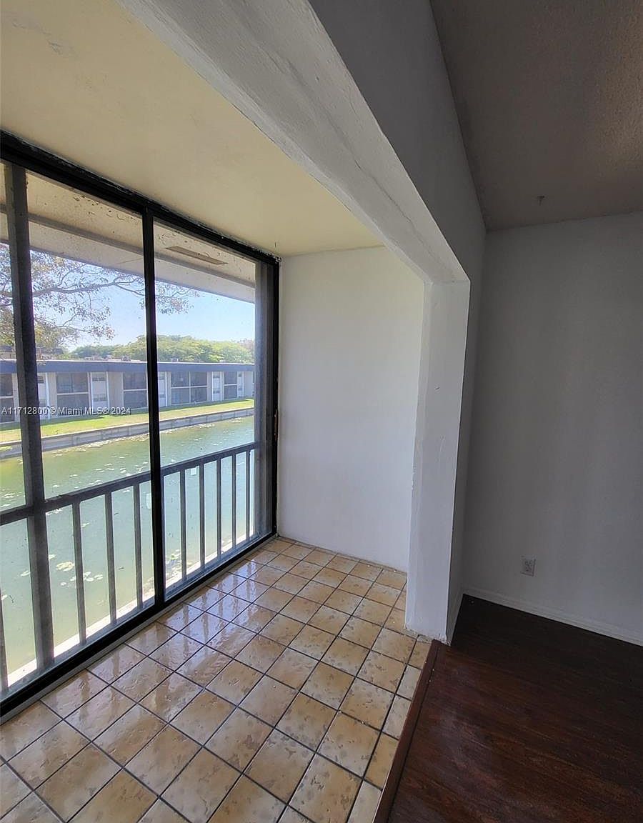 7960 Colony Cir N APT 309