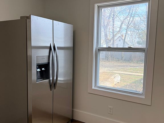 5th image of 7506 Denison Ave