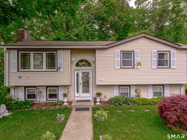 226 Rose St Extension, East Haven, CT 06513