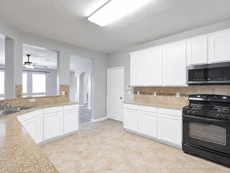 3615 Gail Meadow Ct — Photo 10