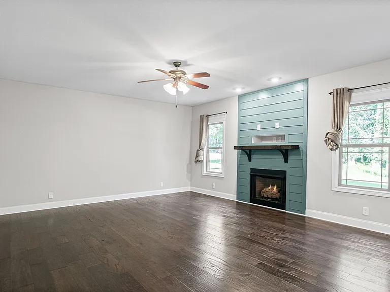 1381 Morning Star Dr — Photo 7