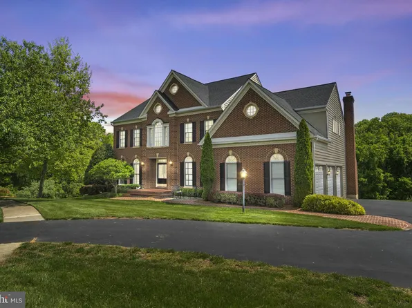 15132 Rollinmead Dr, Gaithersburg, MD 20878