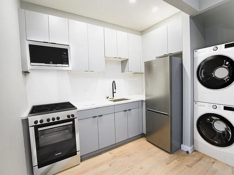 2819 Clarendon Rd #3A — Photo 4