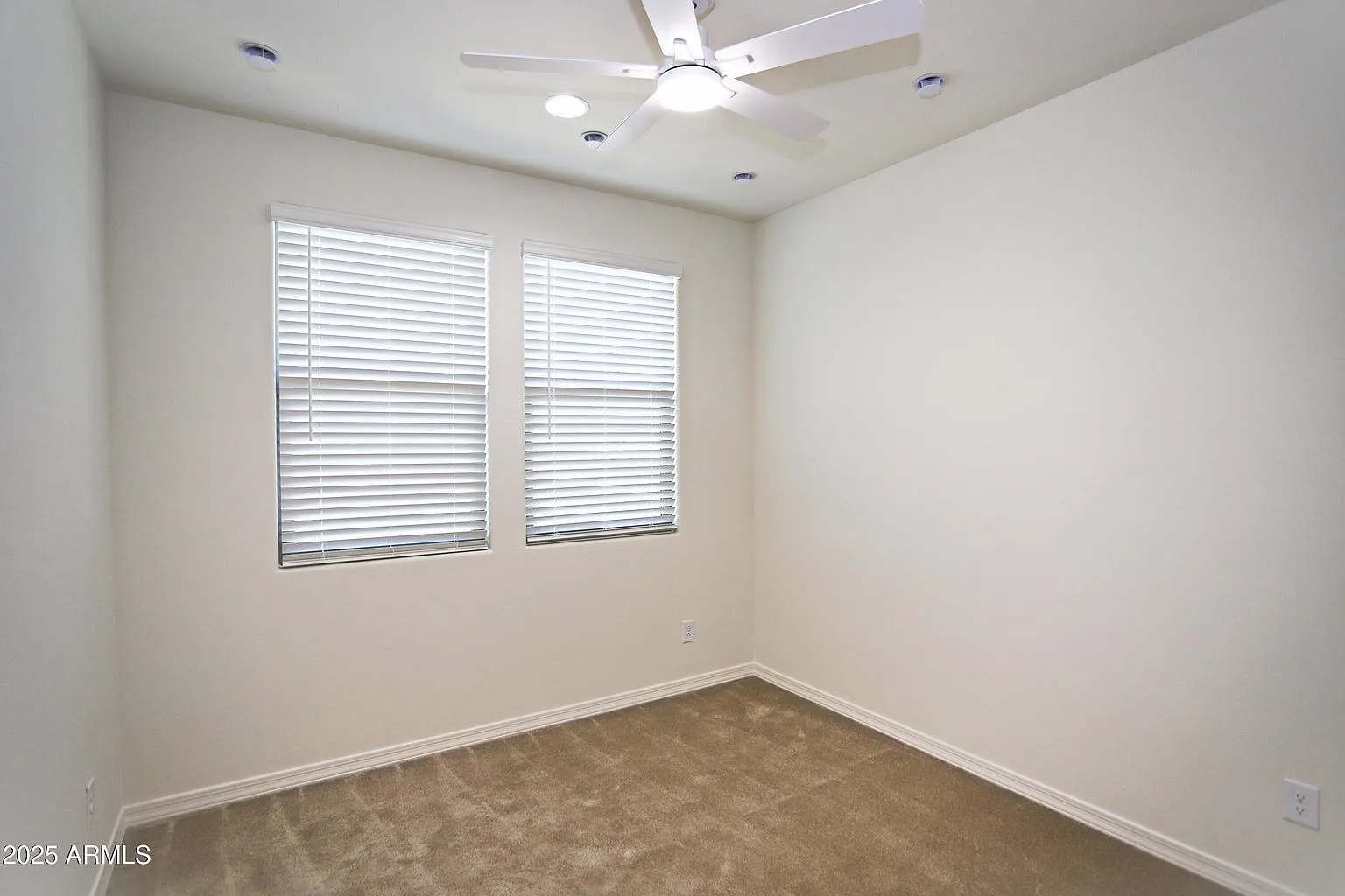 4 bed, 3.5 bath, 2312 sqft, $2,750 — Photo 3
