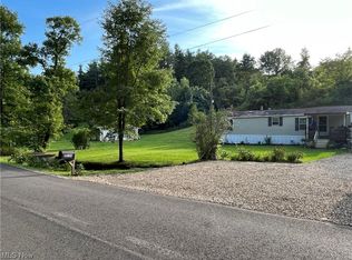 64725 Sundew Rd, Cambridge, OH 43725