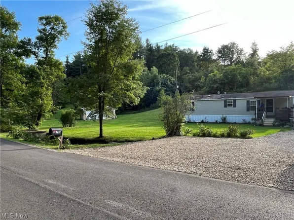 64725 Sundew Rd, Cambridge, OH 43725